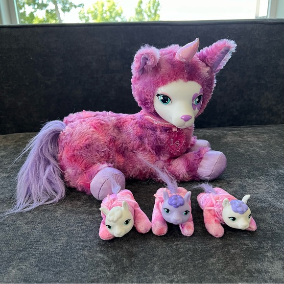 Llamacorn Surprise - Picture 1 of 9